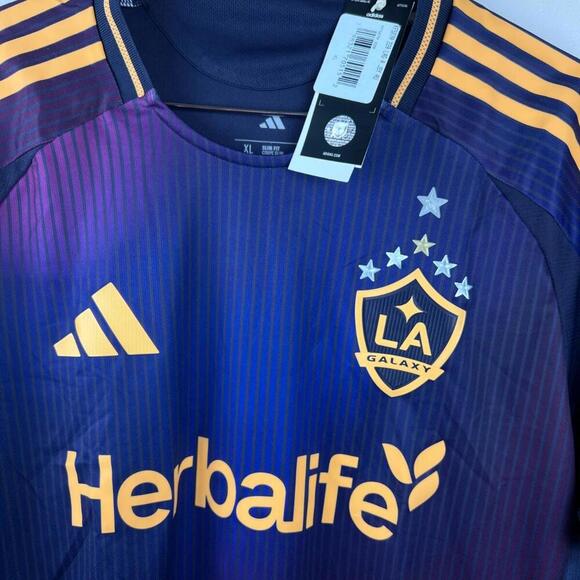 LA Galaxy 2025 Adidas Authentic Jersey XL Purple Herbalife MLS Soccer Shirt NWT - Picture 7 of 8